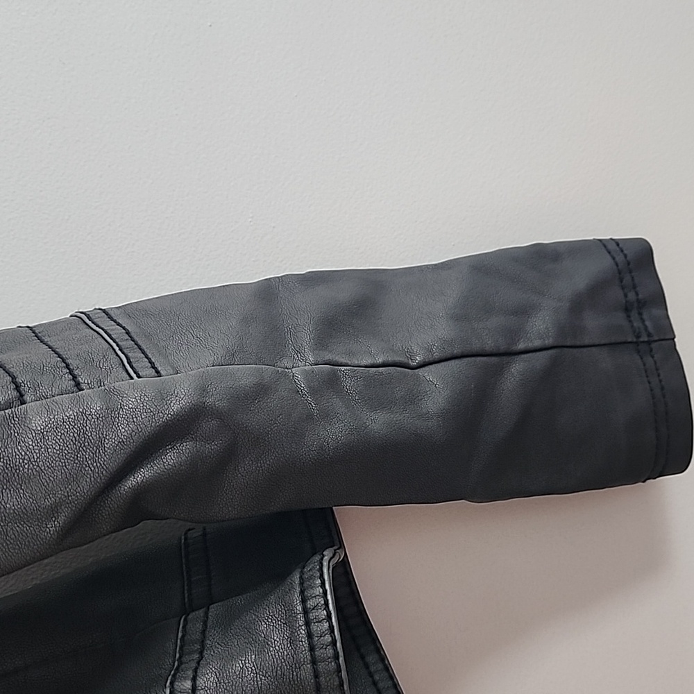 βΌοΈVERY RARE!βΌοΈ πβ€οΈ HOLLISTER PLEATHER MOTO JACKET β€οΈπ - Picture 14 of 16